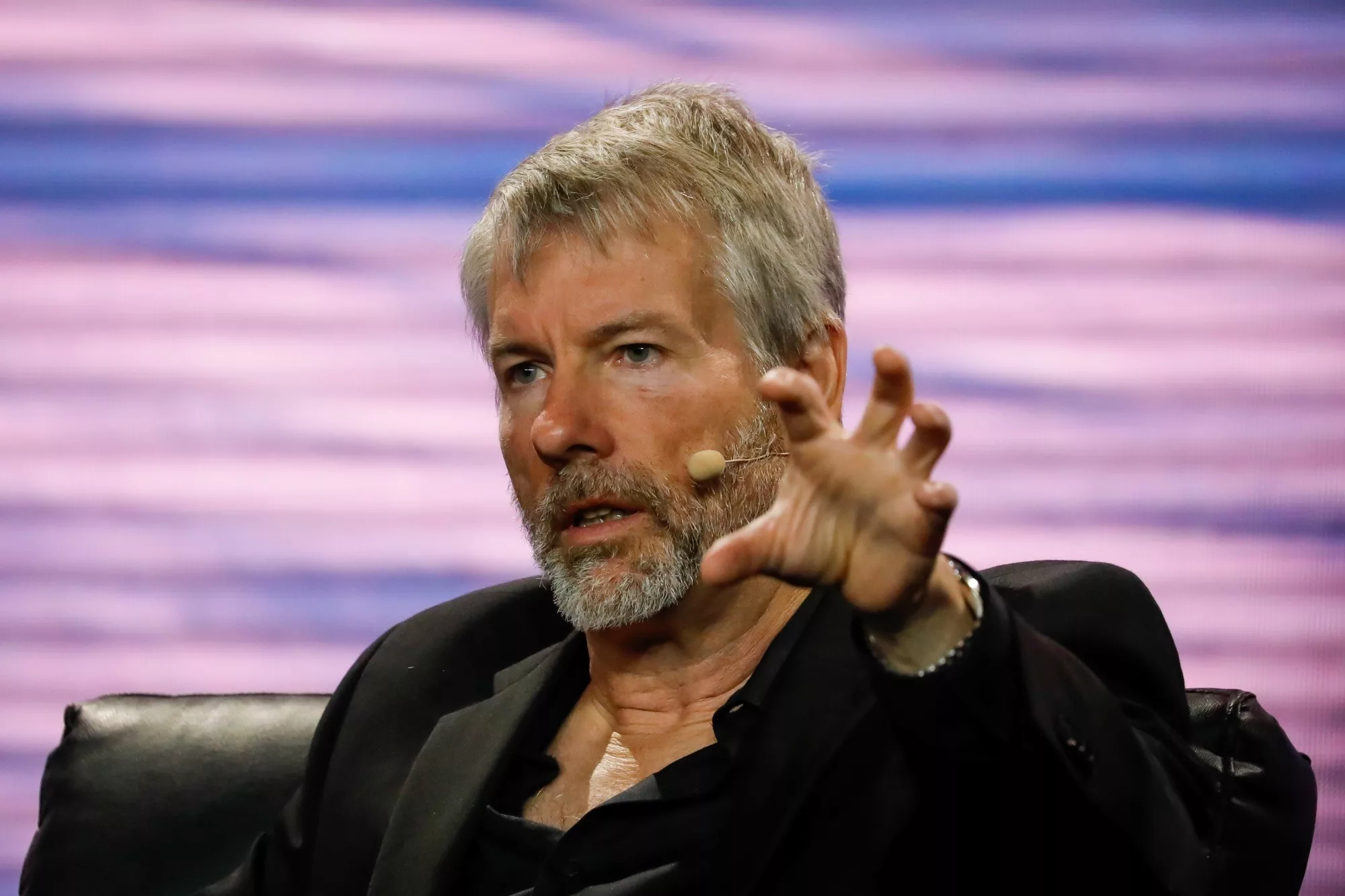 Anomalie financière : Comment MicroStrategy a conquis le marché grâce au Bitcoin