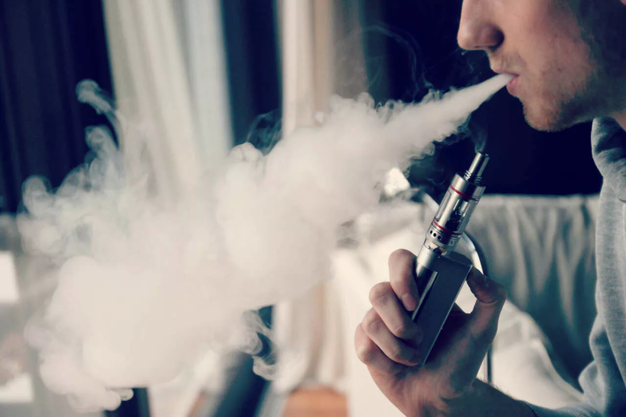 Cigarettes électroniques : Un outil plus efficace que les substituts classiques ?