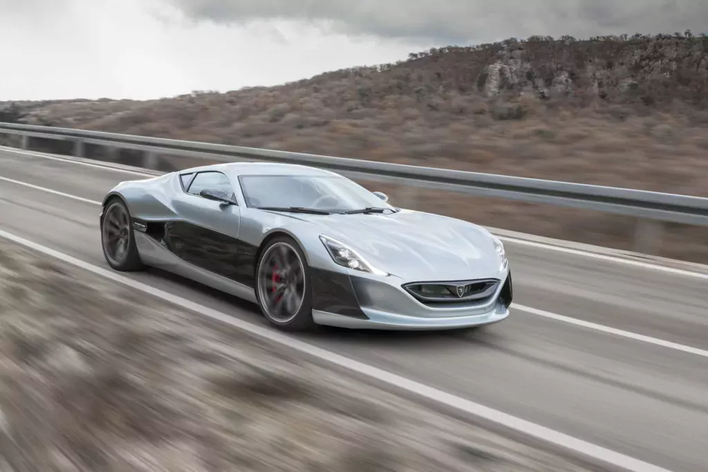 Les voitures électriques bientôt sans batteries ? Rimac dévoile son projet révolutionnaire