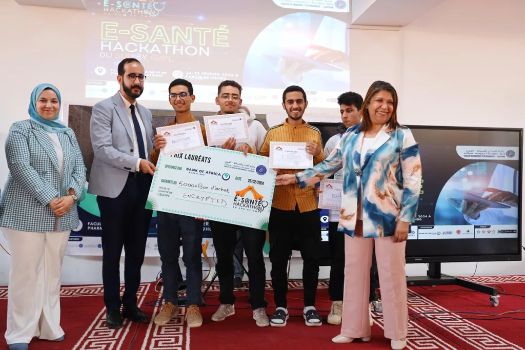 Hackathon « E-Santé du Sud » à Laâyoune : Trois projets prometteurs récompensés