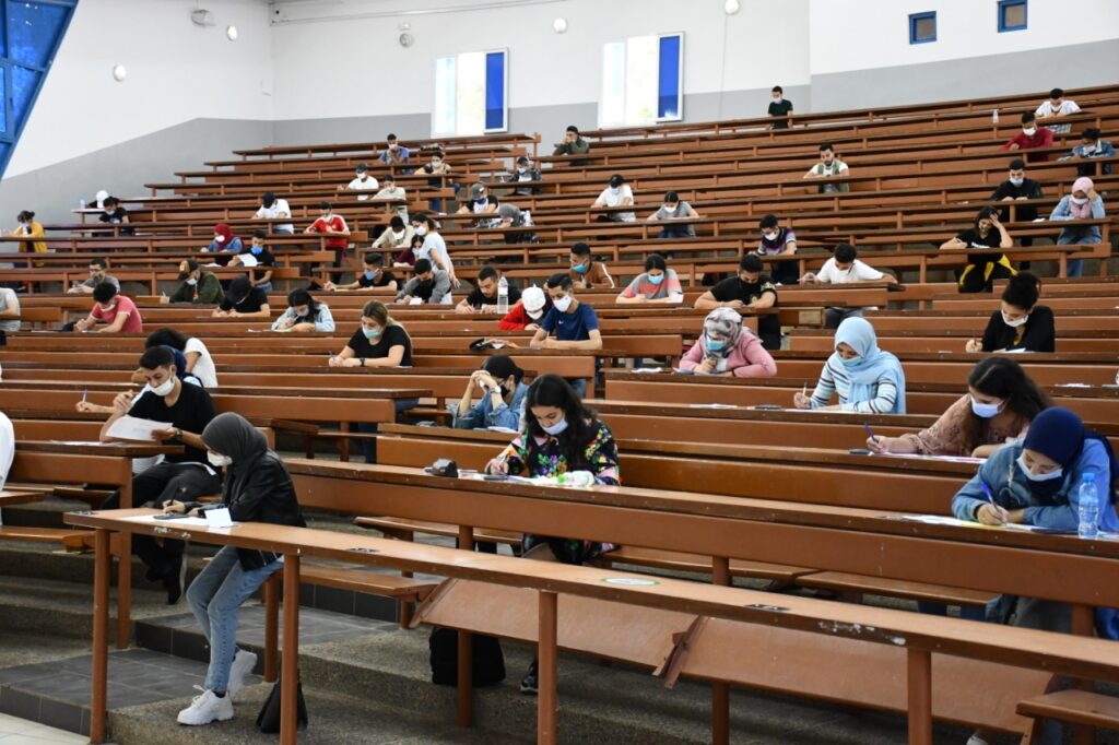 67 % des enseignants universitaires ont adopté l’Intelligence Artificielle