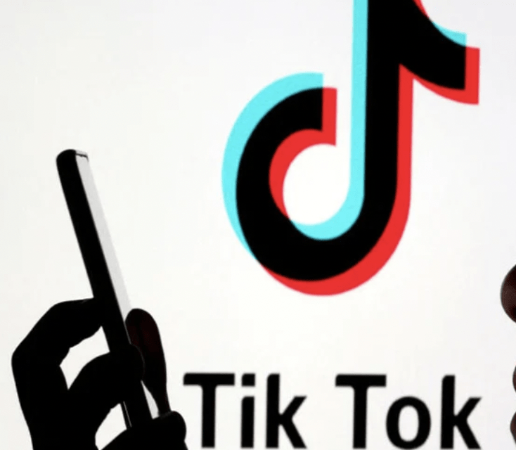 TikTok supprime des emplois, mise sur l’IA pour la modération de contenus